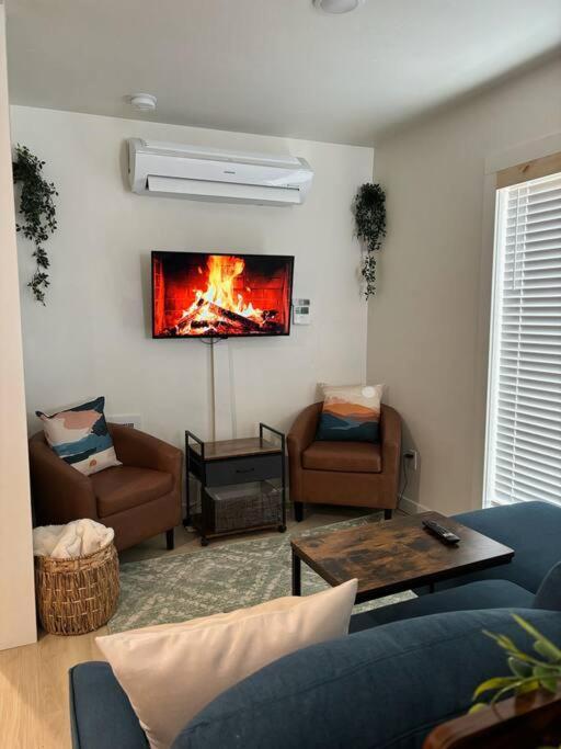 Salmon Karkens Container Home מראה חיצוני תמונה